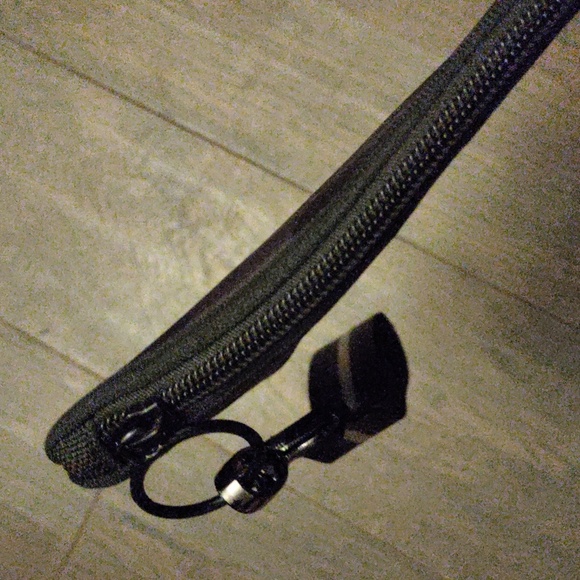 Haute Shore Black Camo Neoprene Large Cosmetic /Travel Pouch (Unisex) - Picture 4 of 6